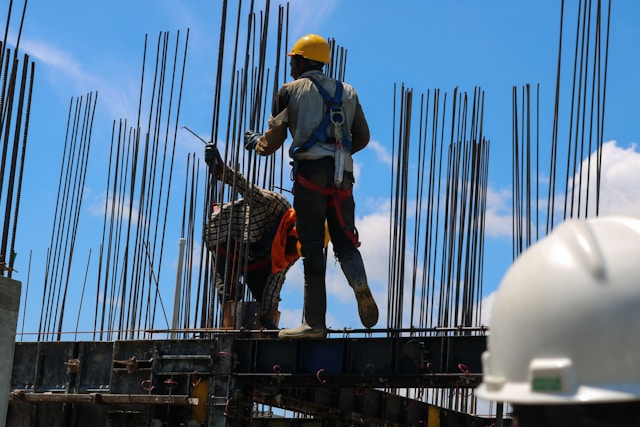 Building Contractors
